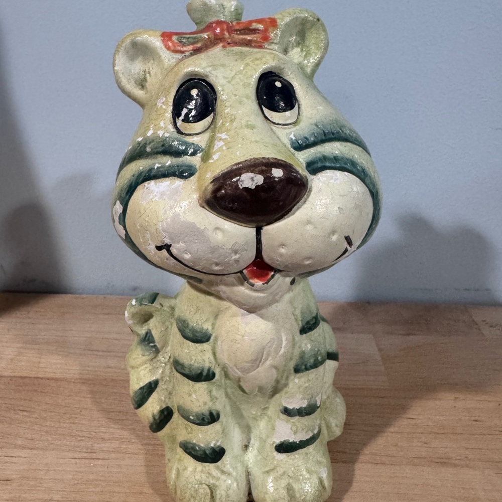 Charming Vintage Green and White Ceramic Tiger Coin Bank